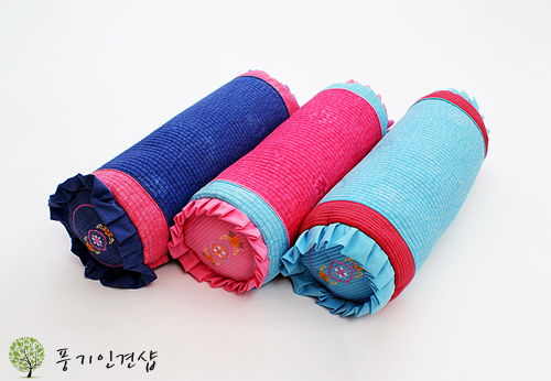 원형 레이스 베개